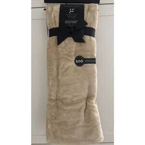 Grand Luxe 500gsm HEAVYWEIGHT 60x70” CHAMPAGNE Soft Plush Throw Blanket NEW